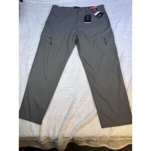 NWT Bass Outdoor Essential Tech Cargo Taper Pants Castor Gray Men's Size 40